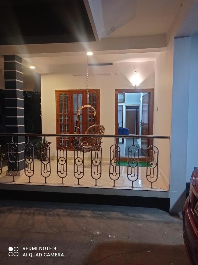 Fab House Apartment Thekkady Exterior foto