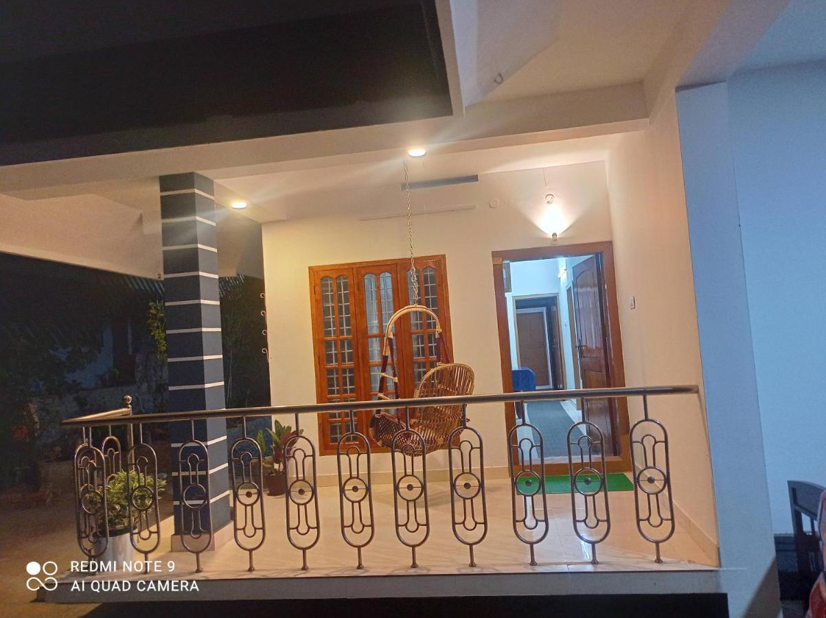 Fab House Apartment Thekkady Exterior foto